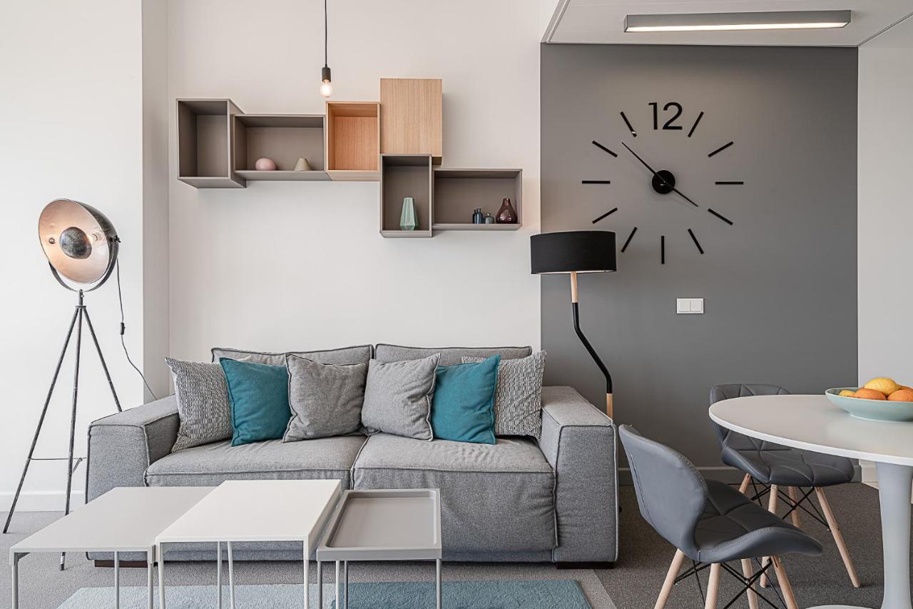 Rentplanet - Apartament Sky Tower Wrocław Exteriör bild